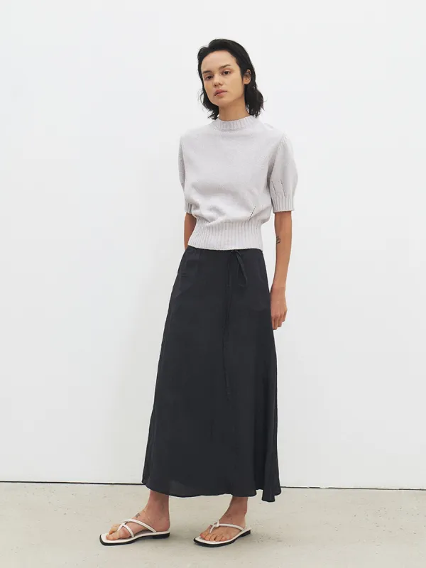 TFR CREASED SHEEN FLARE SKIRT_D-NAVY