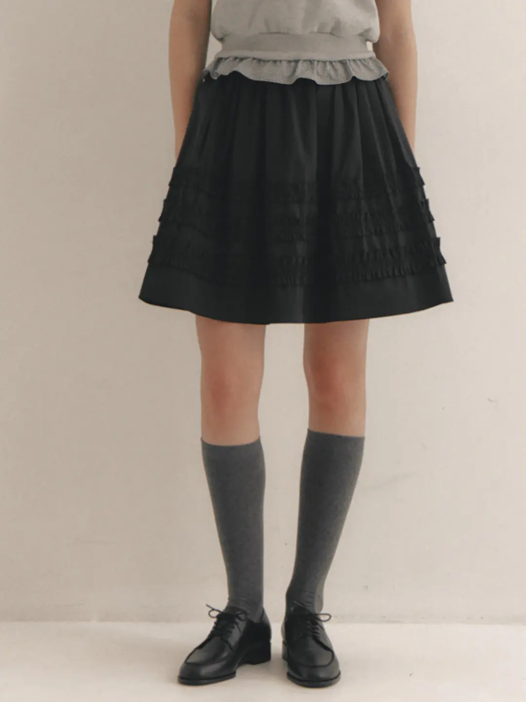 플로움 April Skirt Mini(2color) 상품 이미지 1