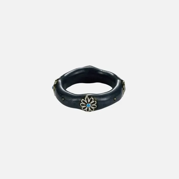 pollen ring-black