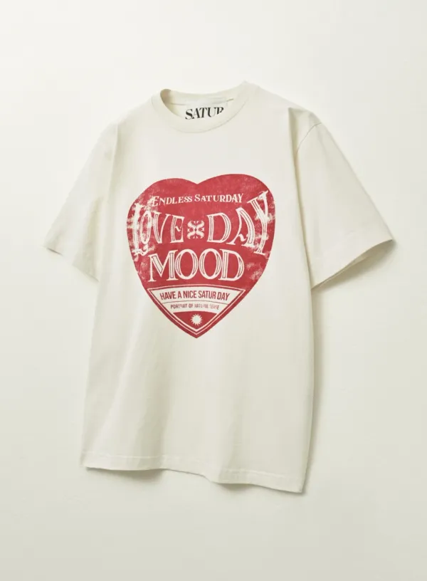 Saturday Retro Mood Graphic T-Shirt - Vintage Red