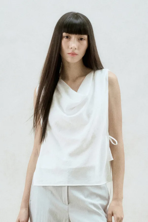 DRAPED NECK SLEEVELESS BLOUSE