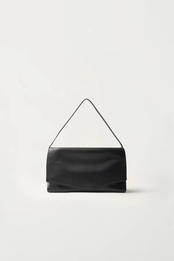 Soft flap small shoulder bag (Black)