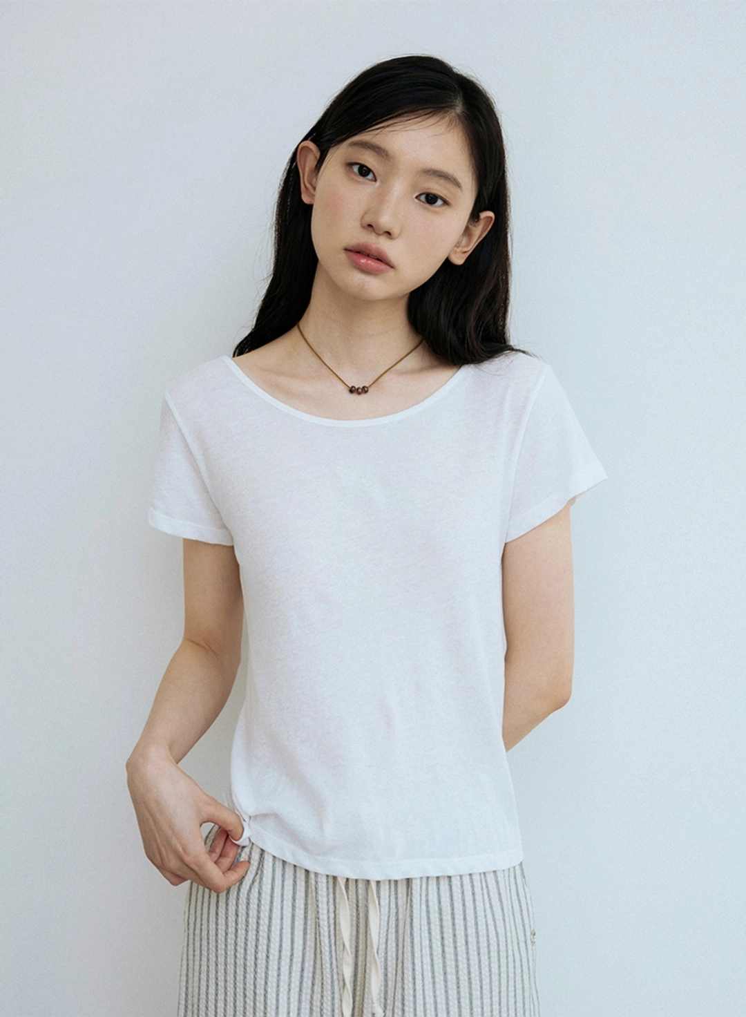 로에일 썸머 클리어 보트넥 반팔 티셔츠 - 아이보리 상품 이미지 2