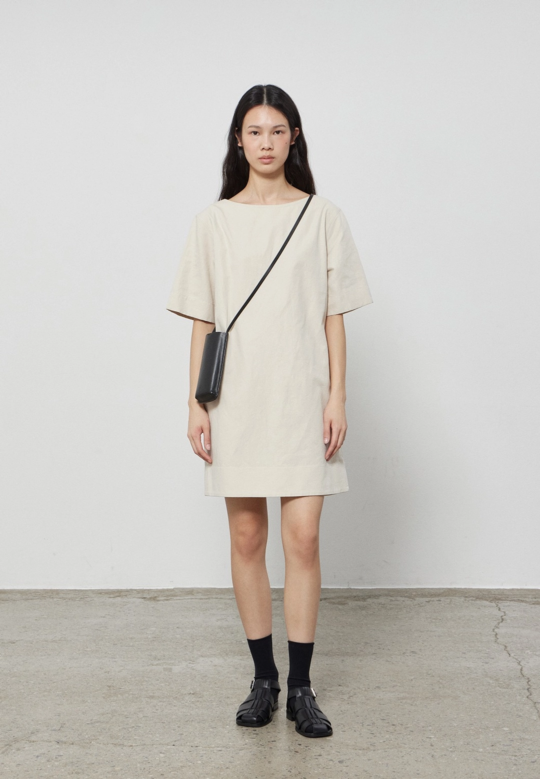노티아 STITCH LINEN HALF ONE-PIECE - BEIGE 상품 이미지 1
