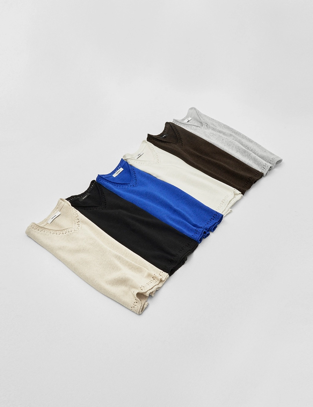 몽돌 [From ITALY] 크로쉐 포인트 니트 슬리브리스 MDKT108_6 Colors 상품 이미지 3